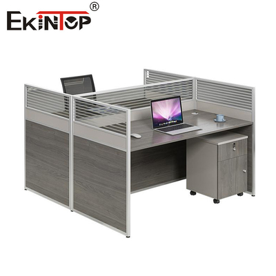 فروش مستقیم کارخانه ایستگاه کاری اداری چند نفره با صفحه نمایش حریم خصوصی