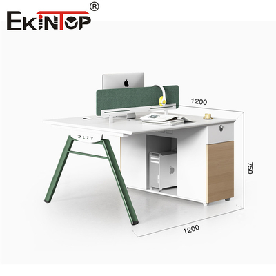 ایستگاه های کاری مدرن با صفحه نمایش حریم خصوصی و کابینت های ذخیره سازی